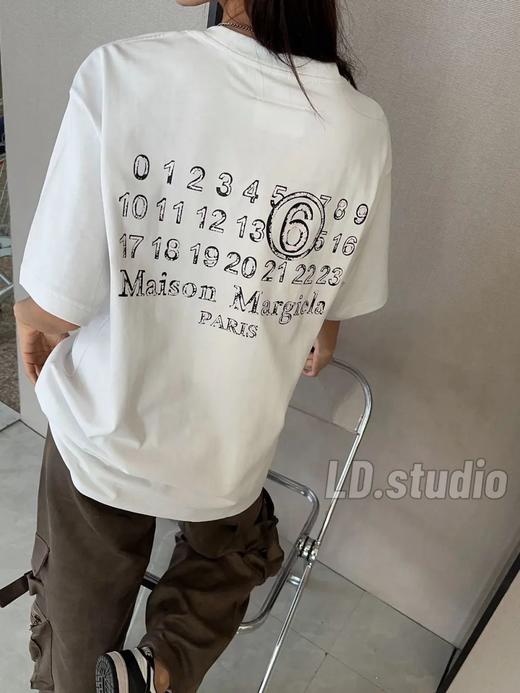 马吉拉四角缝线后背印花短袖T恤 商品图3