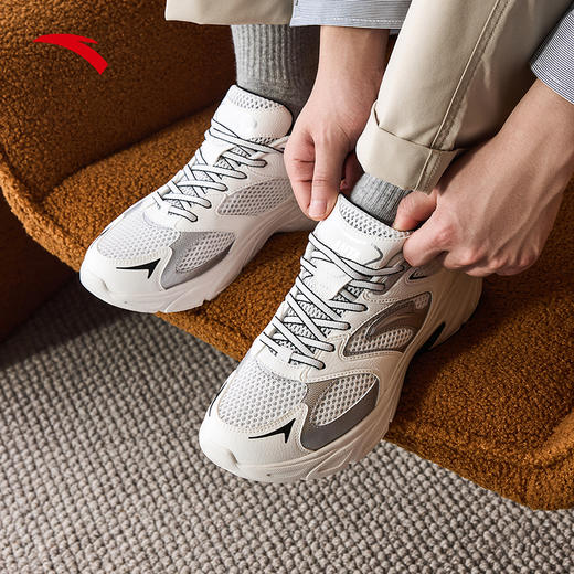 安踏复古潮流网面休闲鞋男鞋秋季新品透气舒适百搭运动鞋112538811 商品图3