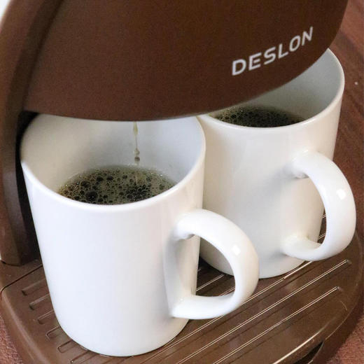 德世朗咖啡机套组 | 119元大清仓，一台咖啡机+送2个马克杯和1个不锈钢保温杯 商品图2