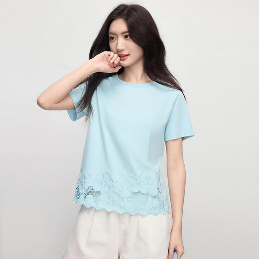 熙世界2025夏季浮雕式镂空绣花T恤女短袖设计感别致纯棉蓝色上衣 商品图4