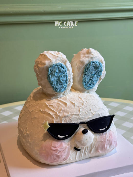 酷酷小兔子头像定制蛋糕 商品图1