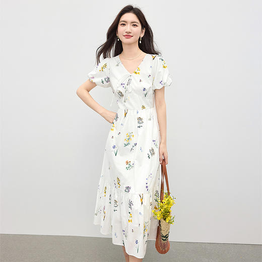 【专属特价】熙世界法式植物碎花连衣裙女夏天2025新款收腰显瘦鱼尾摆V领裙子 商品图4
