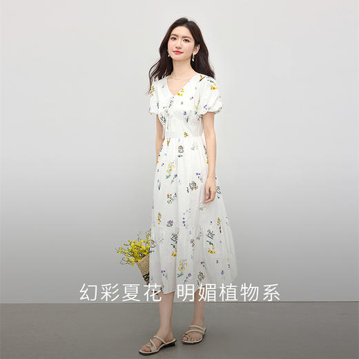 【专属特价】熙世界法式植物碎花连衣裙女夏天2025新款收腰显瘦鱼尾摆V领裙子 商品图2