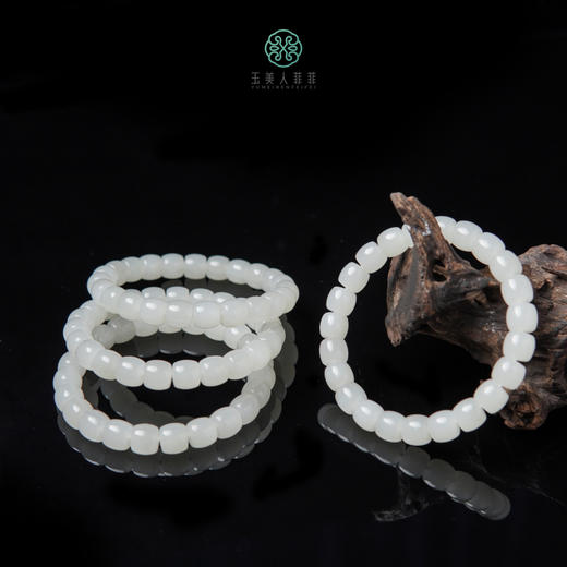 玉美人菲菲^和田玉直切手串约8*9mm^多样性发一 商品图0