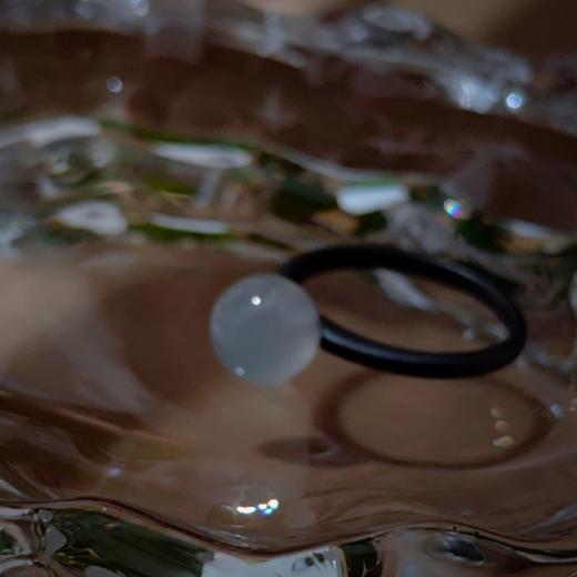 「墨影凝珠」翡翠珠子戒指（特价款）（银电黑金） 商品图8