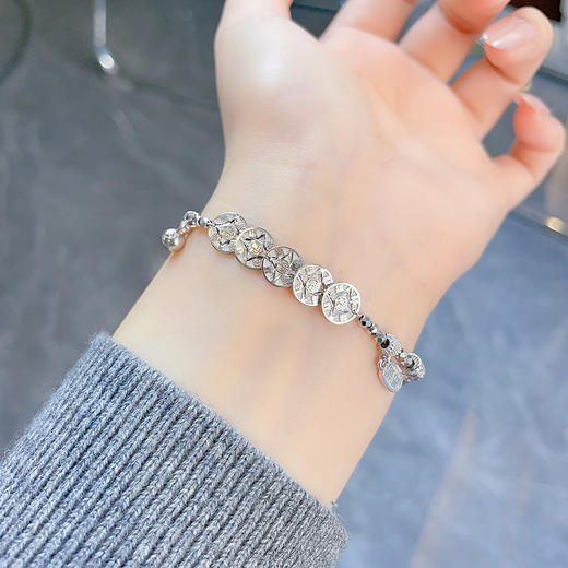 【限时8.8折】【线上铂金馆】PT950 #招财纳福 铂金镂空招财金币招财进宝铜钱造型金币葫芦招财牌吊饰可调节手链(BSL00228)预售产品下单后不退款不退货不换货不补差价) 商品图2