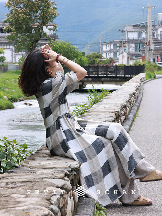 PETIT SCHAN小闪 CLO#849 Sojourner 旅居者 纯亚麻抽绳格纹七分袖长袍连衣裙 商品图4