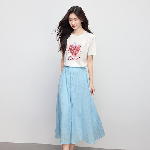 【专属特价】熙世界巨好看的夏天套装女新款时尚减龄印花T恤纯棉半身裙两件套 商品图3