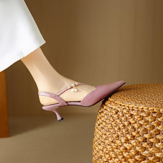 【预售5天】真皮包头凉鞋，气质高级不累脚绝美细跟尖头高跟鞋DB&M6386 商品图4