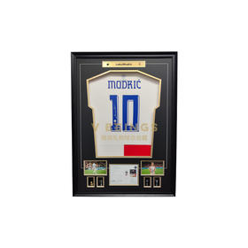 收藏系列 莫德里奇 国家队10号 2024 亲笔签名球衣