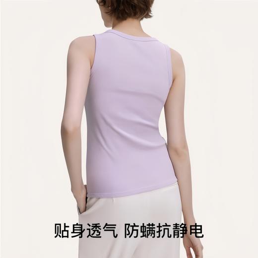 【ubras经典圆领简约修身背心】 经典圆领，单穿内搭皆有型 ✅经典简约圆领背心款，不挑脸型， 基础百搭款 ✅符合人体工学的修身剪裁，单穿、内搭均可  商品图5