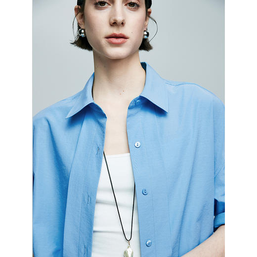 棉仓363604017-初棉微皱男友风短袖衬衫 商品图2