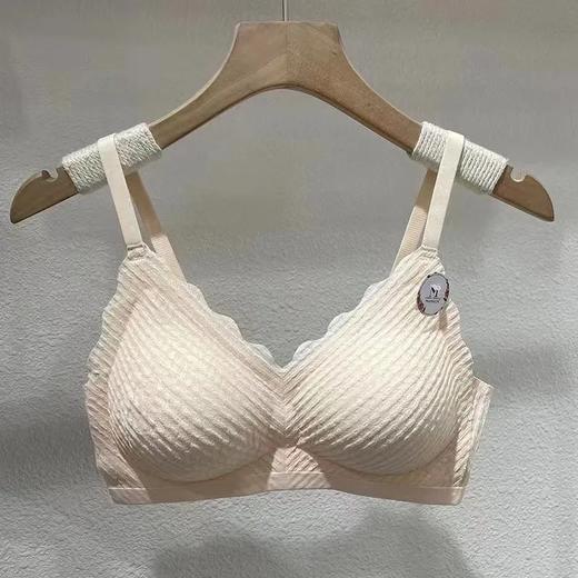 买1送1 无痕美背蕾丝文胸内衣女小胸聚拢防下垂亲肤舒适薄款无钢圈文胸罩 商品图5
