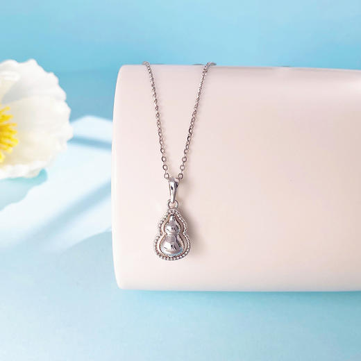 【限时8.8折】PT950 #葫芦 空心可转动葫芦吊坠（不含链）(BFPTDZ00005)预售产品下单后不退款不退货不换货不补差价)预售产品下单后不退款不退货不换货不补差价 商品图0