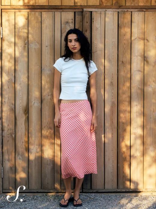 shyshystill/shy202502046/两色格子裙松紧腰斜裁面料柔软细腻透气半身裙 商品图3