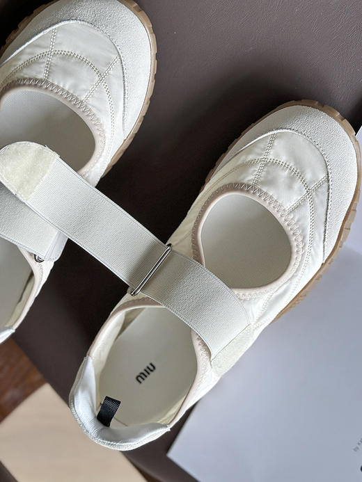 现货 THS-限时 缪家 厚底魔术贴玛丽珍运动鞋 3色 BZ1246 商品图9