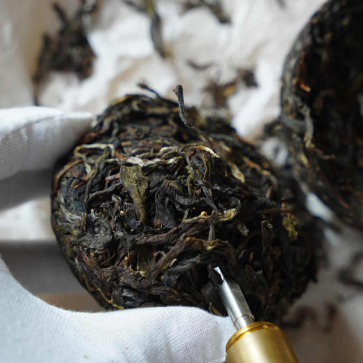 积分兑换；2021年“中普杯”斗茶金奖；昔归团茶 张老师联合非遗传承人:王支良联合出品；忙麓山600年单株级古树纯料；200g/团 商品图7