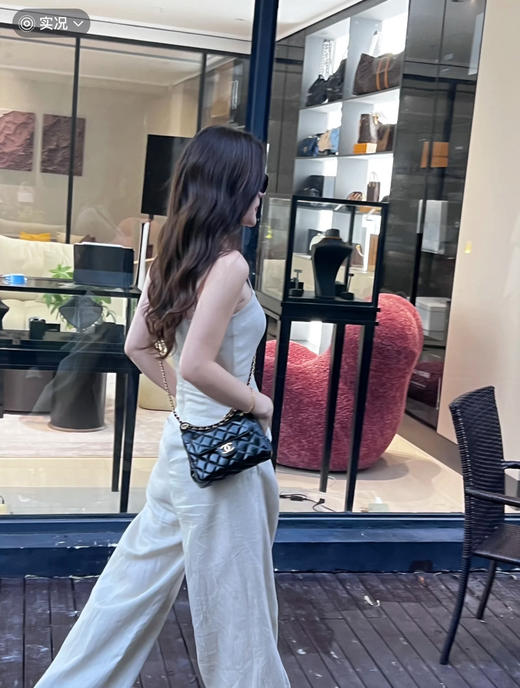 天猫精灵油蜡皮Hobo嬉皮包 商品图2