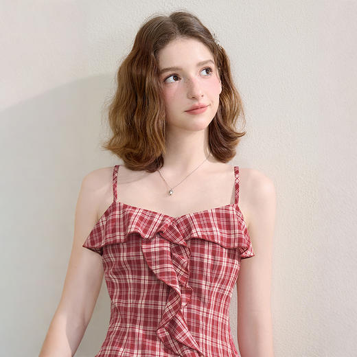 【明媚少女】辣妹复古红色格纹收腰荷叶边吊带女夏季上衣V1050593 商品图3