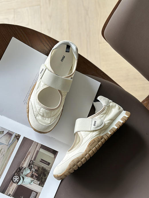 现货 THS-限时 缪家 厚底魔术贴玛丽珍运动鞋 3色 BZ1246 商品图6