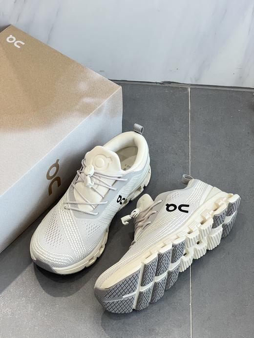 点此购买 On昂跑Cloud X5新一代男女款轻量缓震跑步鞋 98 322320 商品图6