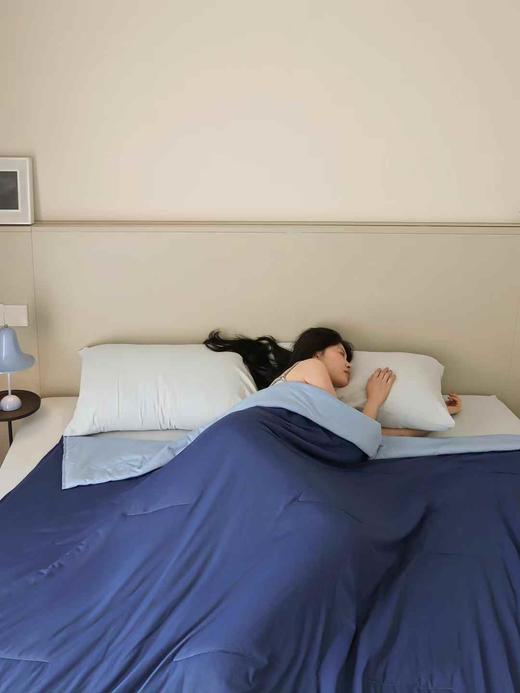 开学清仓【亚朵同款星球夏季凉感深睡por2.0夏被】A类面料，凉感面料更透气，采用黑科技凉感锦氨面料，更亲肤凉感 商品图9