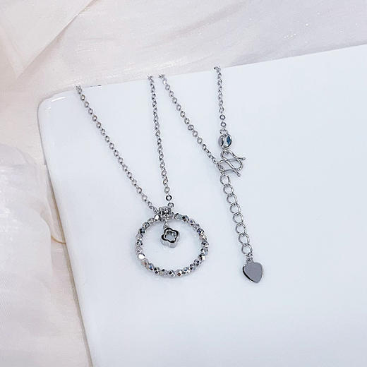 【限时8.8折】【线上铂金馆】PT950 【精品】铂金空心调节四叶草吊饰蹦迪珠圆环套链(BFPTTL00053)预售产品下单后不退款不退货不换货不补差价) 商品图0