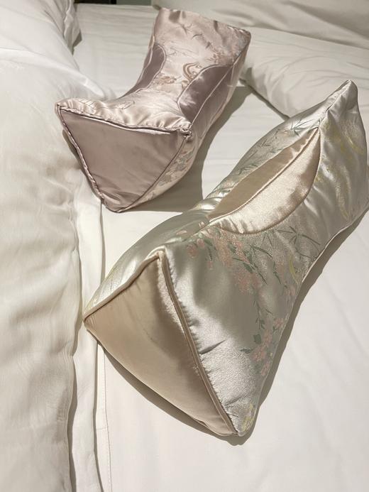 【盐掌柜颈椎理疗枕】来自小米生态链和遥遥领先的代工厂，躺10分钟=按摩2小时，甄选九大天然草本配方 商品图2