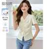 【专属特价】熙世界褶皱正肩t恤夏季2025年新款显瘦设计感开叉V领短袖上衣 商品缩略图0