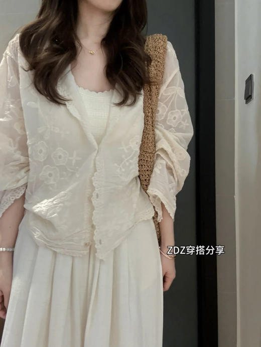 韩系刺绣防晒外套 商品图2