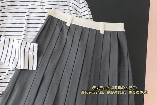 点此购买 miumiu缪缪夏季女士百褶迷你半身裙 xg 322330 商品图13