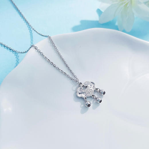 【限时8.8折】【线上铂金馆】PT950 铂金空心调节平安如意铃铛流苏福锁鱼鳞如意锁包套链(PTTL00208)预售产品下单后不退款不退货不换货不补差价) 商品图1