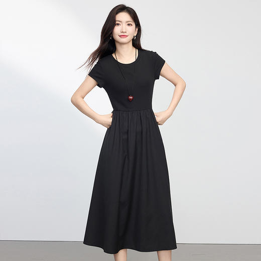 【专属特价】熙世界法式赫本风黑色连衣裙女2025夏季新款通勤气质显瘦收腰裙子 商品图3