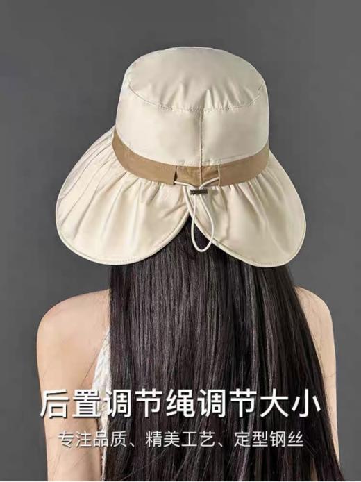 🌊海边度假搭档【日式环绕防晒渔夫帽 】防晒+颜值双王牌❗一压即折塞进包侧🎒松紧不勒头🔥日光下自动开启「小脸滤镜」💻 某宝同款💰118❌咱团只需💰29.9到手 商品图2