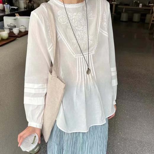 「K」洛诗琳50633法式蕾丝衬衫2025夏季蕾丝刺绣镂空上衣10403 商品图0