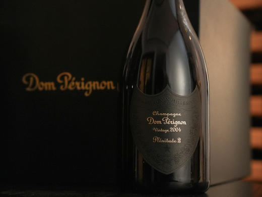 【18年酒泥陈酿】2004年法国唐培里侬P2香槟 商品图3