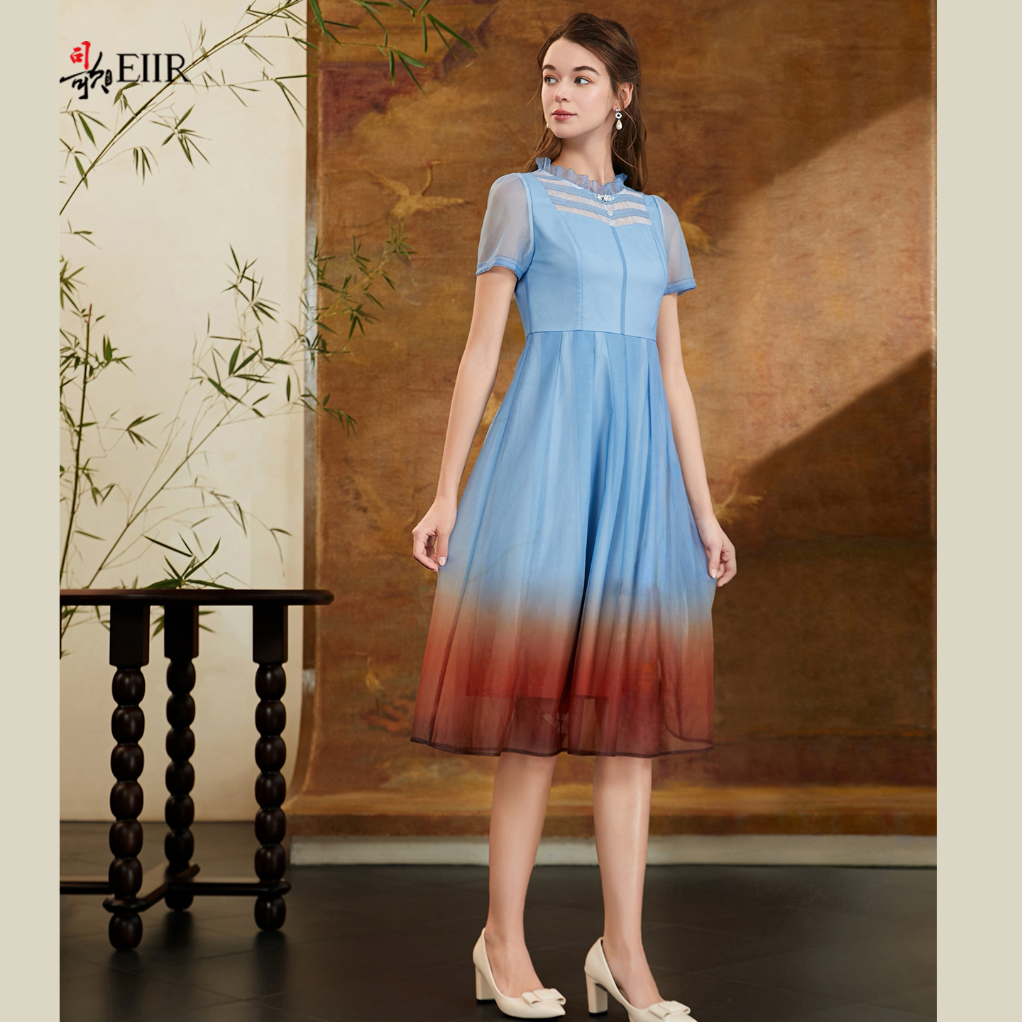 司歌国风短袖连衣裙收腰刺绣渐变A911101X