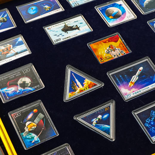 《中国空间站》19枚邮票纪念套装 商品图3