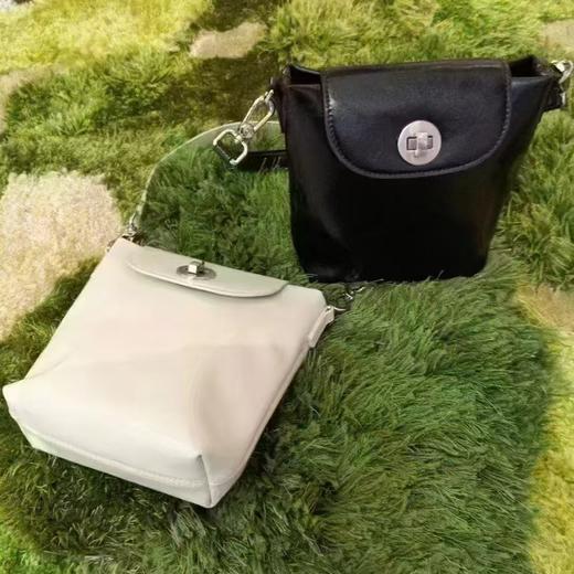 高美高斜跨休闲女包 商品图0