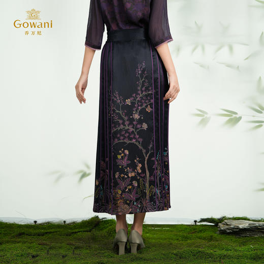 乔万尼2025新品100%真丝定位印花新中式改良马面裙ED2D487 商品图4