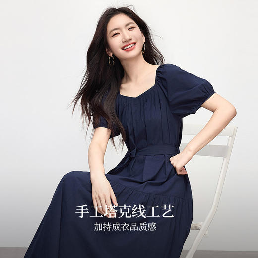 熙世界藏青色方领连衣裙女夏2025新款显通勤简约泡泡袖收腰中长裙 商品图2