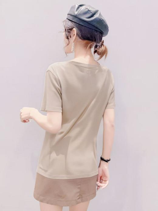 清仓价2025~1015兔子刺绣卡其薄款短袖T恤-喜出 商品图2