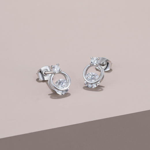 BYGS096982-A0-A0 周六福 银饰耳钉925银耳扣时尚百搭耳环耳饰 商品图1