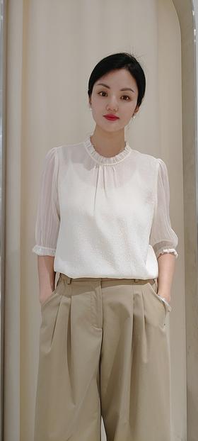 588388花边领真丝上衣，米白  灰色