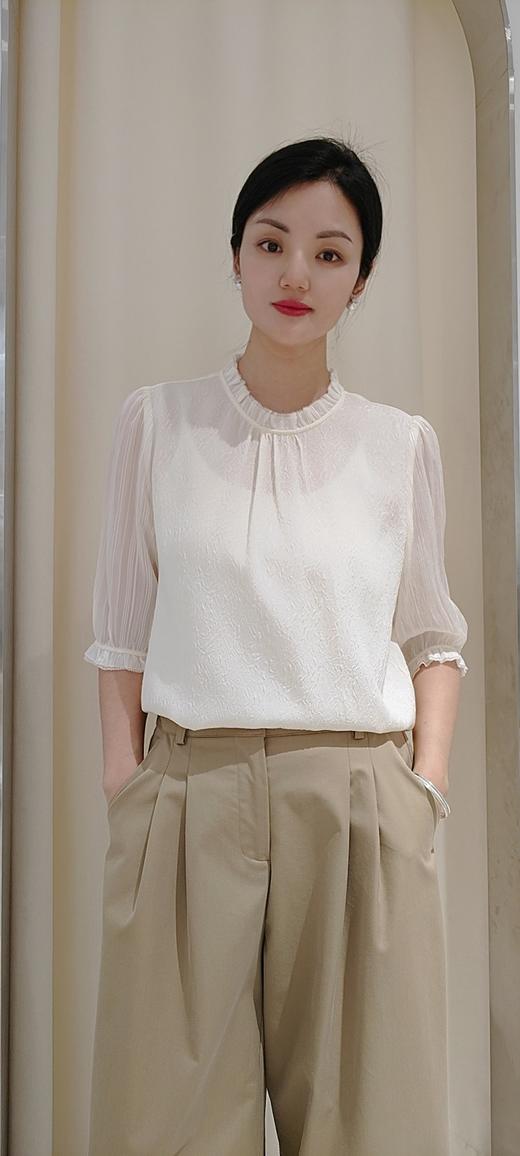 588388花边领真丝上衣，米白  灰色 商品图0
