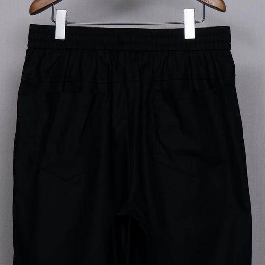 男休闲短裤 商品图3