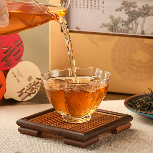 【金辉茶韵】 微信会员专享 送客户最佳 / 5大茗茶/特级金骏眉/ 肉桂/正山小种/大红袍/铁观音/茶叶礼盒 净含量240g 商品图4