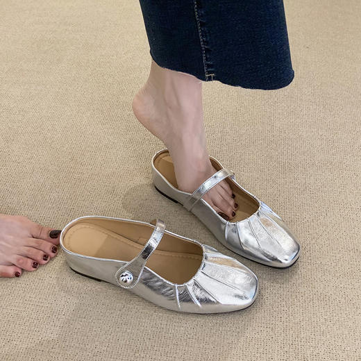 卷卷紫法式百搭一字带半拖鞋 舒适鞋面柔软细腻 隐形跟高 耐磨橡胶底 懒人一脚蹬 百搭显气质 商品图4