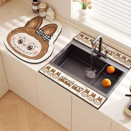 💥【垚森之家Labubu硅藻泥沥水垫】深度体验：🌸告别湿漉漉！高颜值+黑科技让厨房秒变治愈空间💖 没用它之前厨房总会☺️因为洗蔬菜水果洗碗的时候 商品图5