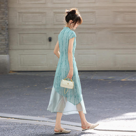 【周末秒杀】熙世界新中式改良旗袍连衣裙女夏季新款国风晕染印花禅意茶服裙子 商品图4